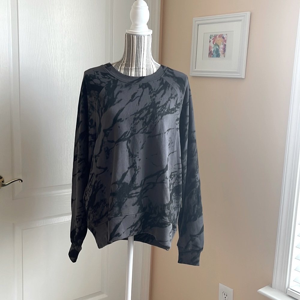 ZELLA SWEATSHIRT